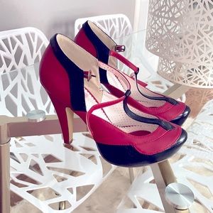 Vintage Pin-up Couture Platform Heels Red & Black